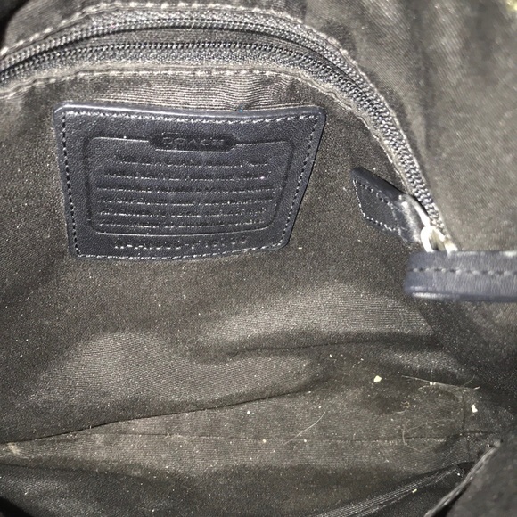 Authentic Coach crossbody purse - Picture 4 of 8